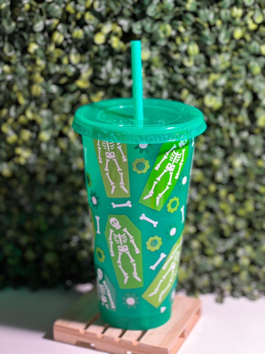 Daisy Crypt Green Cold Cup