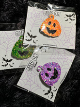 Load image into Gallery viewer, Glitter Jack O Lanterns Clip On
