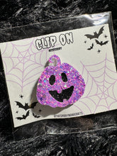 Load image into Gallery viewer, Glitter Jack O Lanterns Clip On
