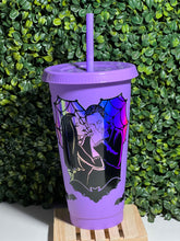 Load image into Gallery viewer, Holographic Morticia &amp; Gomez Tumbler
